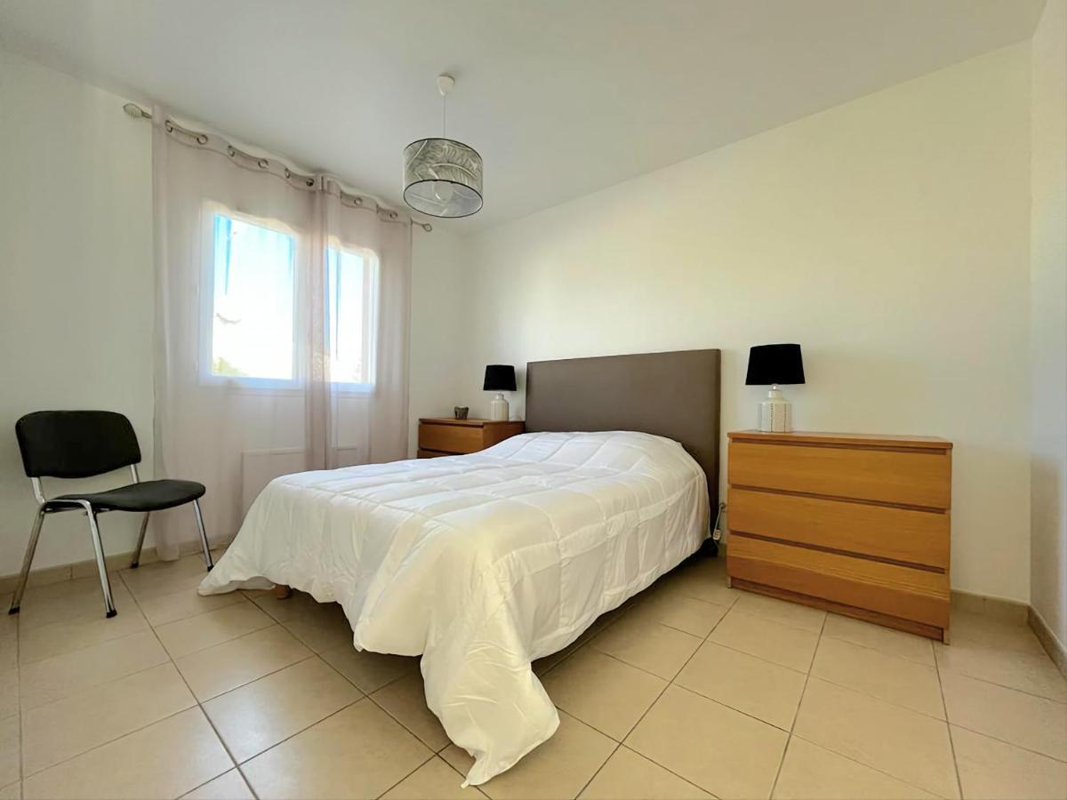 Logement Thermale Et De Tourisme Les Acacias 2 Jonzac Eksteriør billede